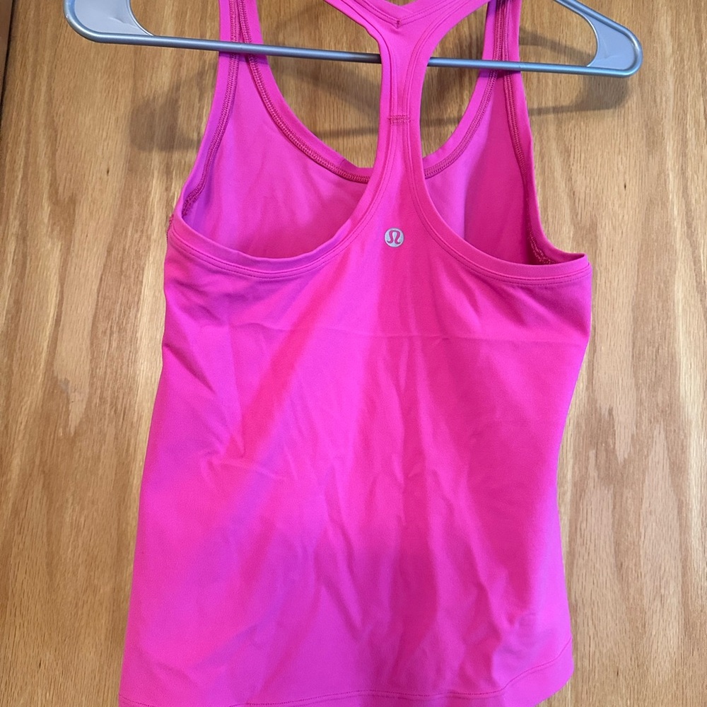 Cool Racerback Waist Length - Picture 2 of 3